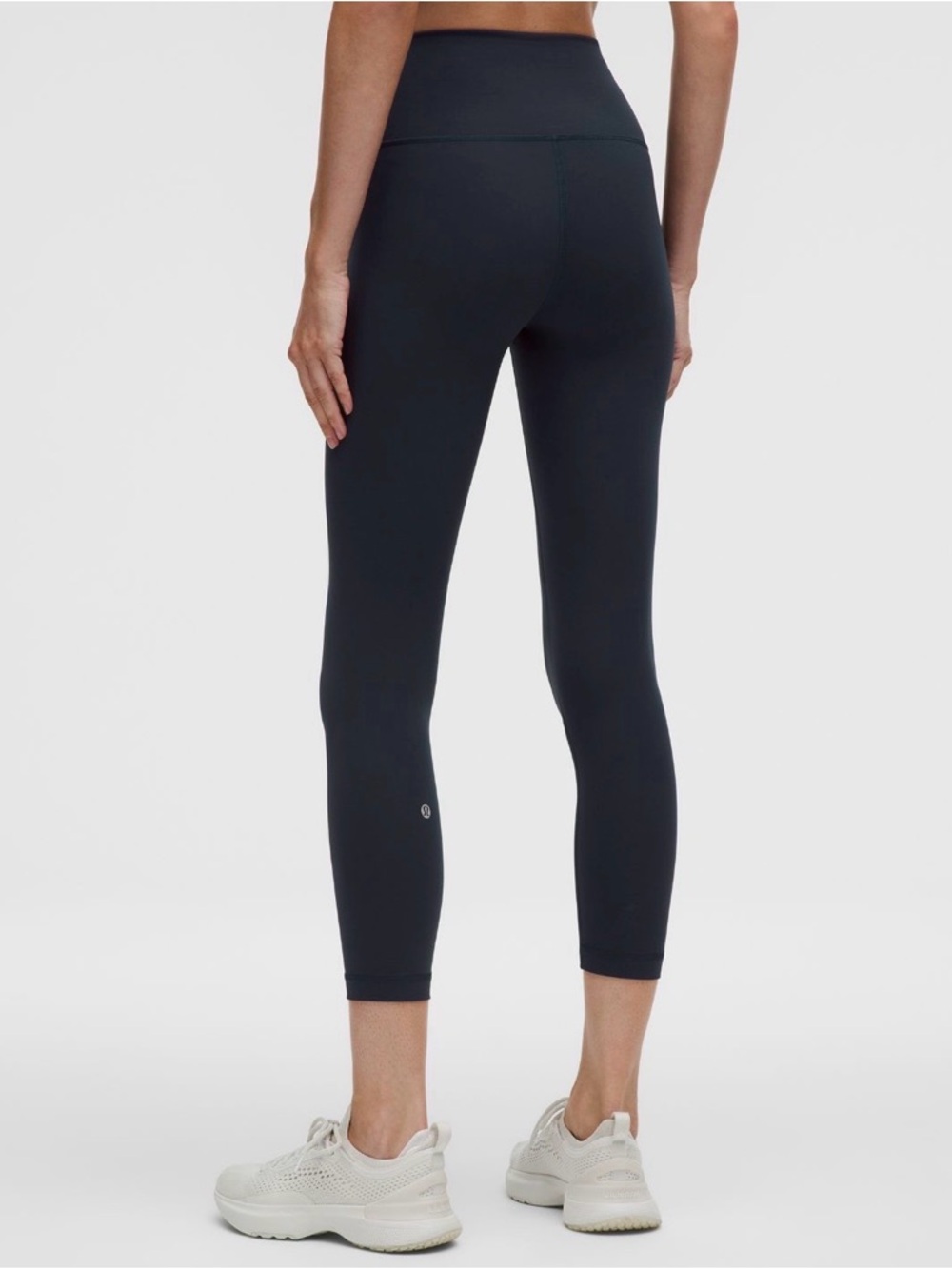 NWOT Lululemon Wunder Train High Rise Crop 23” Size 4 True Navy